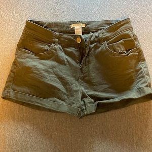 Woman’s H&M shorts